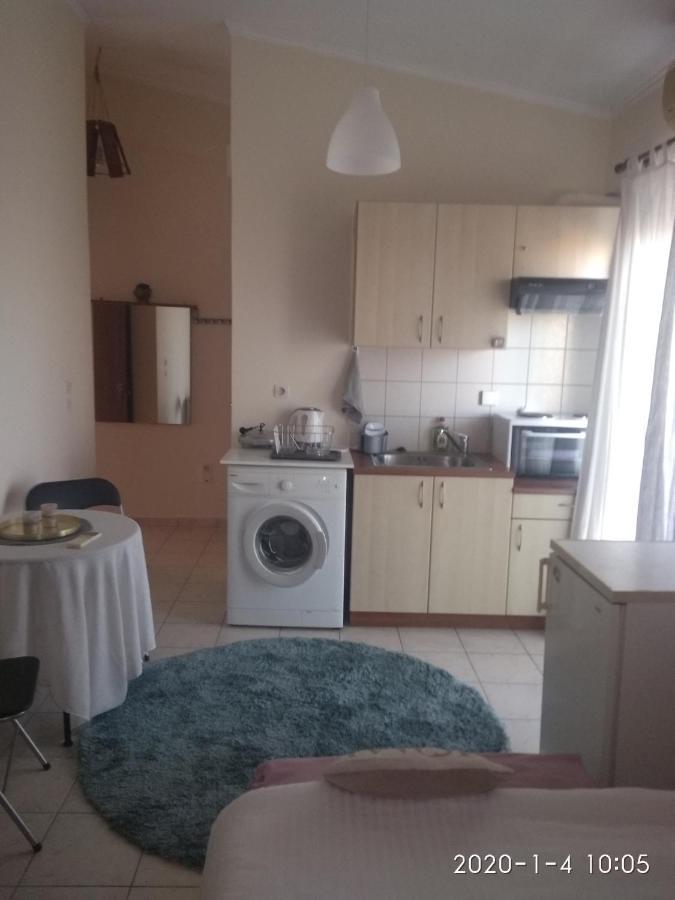 Home Patras Eksteriør billede